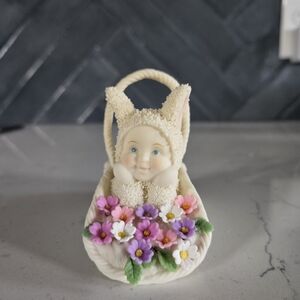 Vintage Department 56 Snowbunnies "Fresh From The Garden"